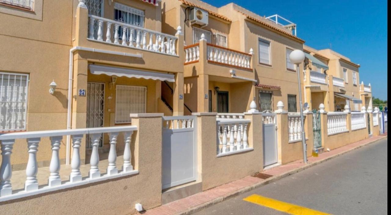2 Bed Apartment In Paraje Natural Fase 1, Torrevieja Exterior foto